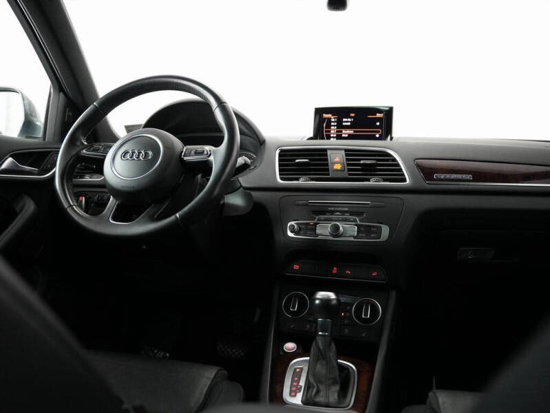 2016 Audi Q3 2.0T quattro Premium Plus