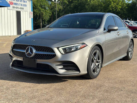2019 Mercedes-Benz A-Class A 220