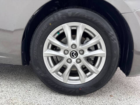 2016 Mazda MAZDA3 i Touring