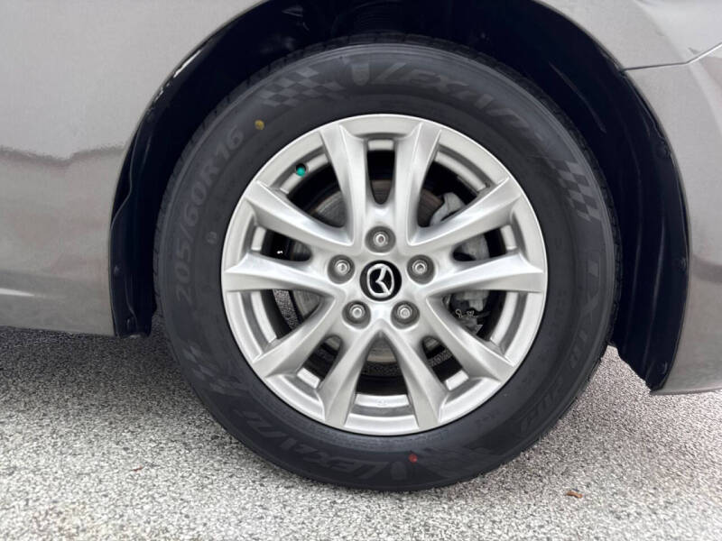 2016 Mazda MAZDA3 i Touring
