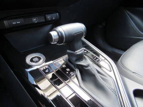 2023 Kia Niro EX Touring