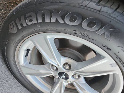 2022 Ford Mustang EcoBoost