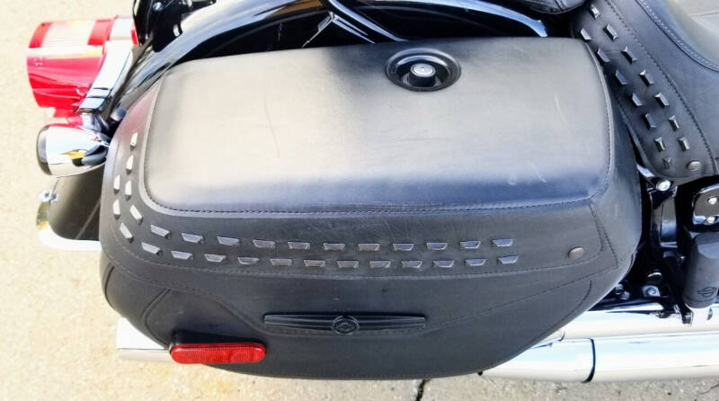 2019 Harley-Davidson FLHCS