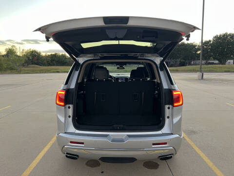 2019 GMC Acadia Denali