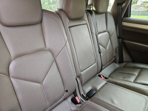 2011 Porsche Cayenne Tiptronic