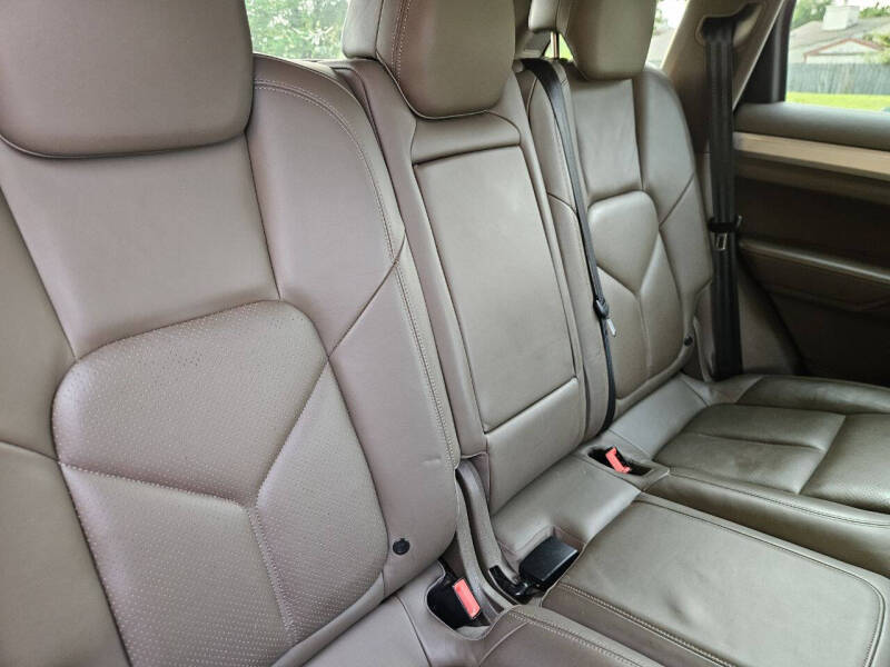 2011 Porsche Cayenne Tiptronic