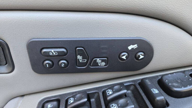 2004 GMC Yukon SLE - Photo 36