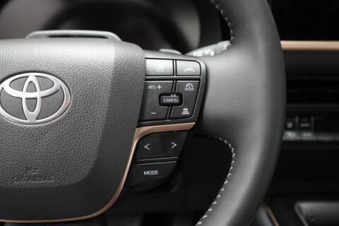 2025 Toyota Crown Signia Limited