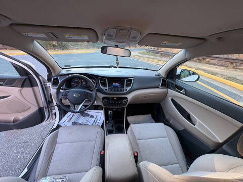 2017 Hyundai Tucson SE