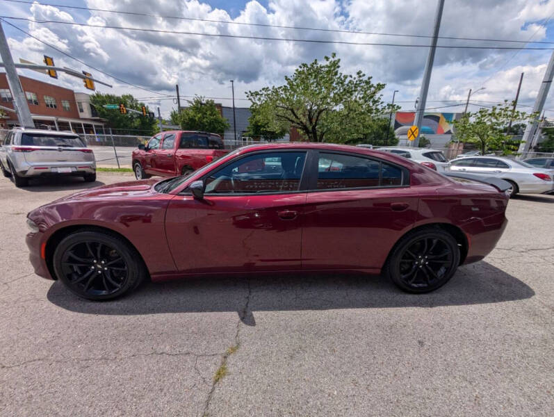 2017 Dodge Charger SE