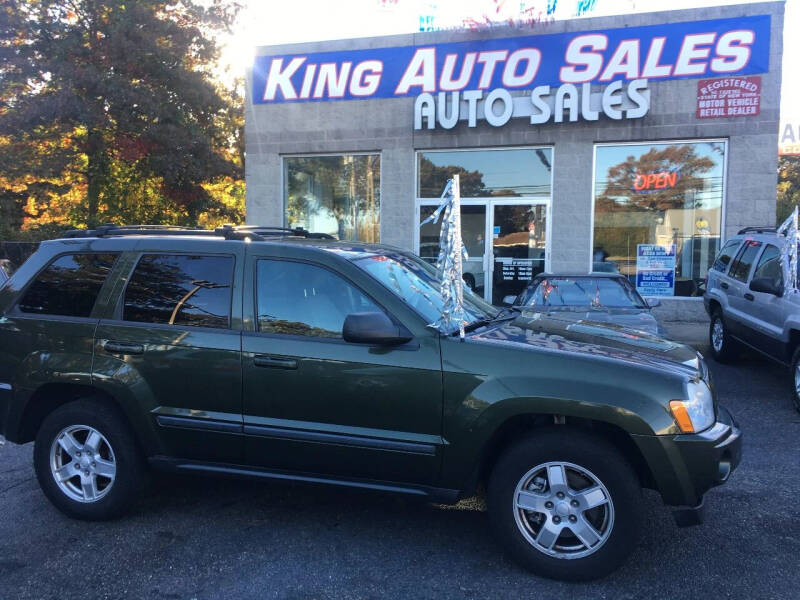 2004 Jeep Grand Cherokee for sale at King Auto Sales INC in Medford NY