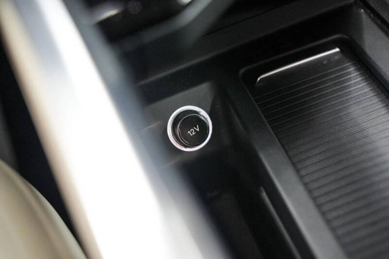 2019 Audi e-tron quattro Premium Plus