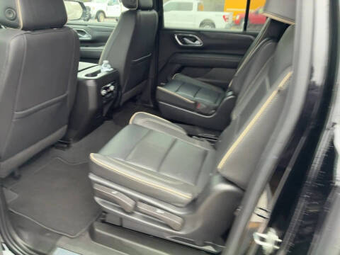 2022 GMC Yukon XL SLT