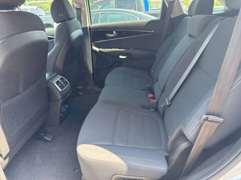 2018 Kia Sorento LX