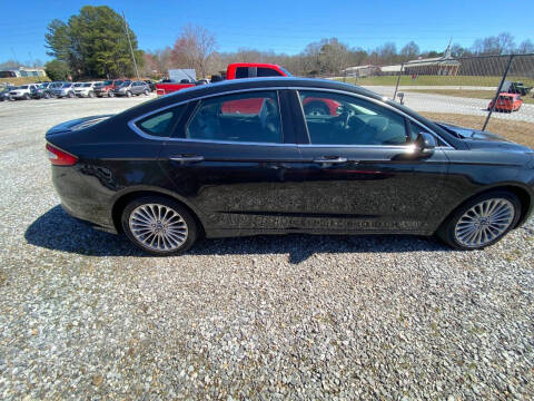 2013 Ford Fusion for sale at Good Wheels Auto Sales, Inc in Cornelia GA