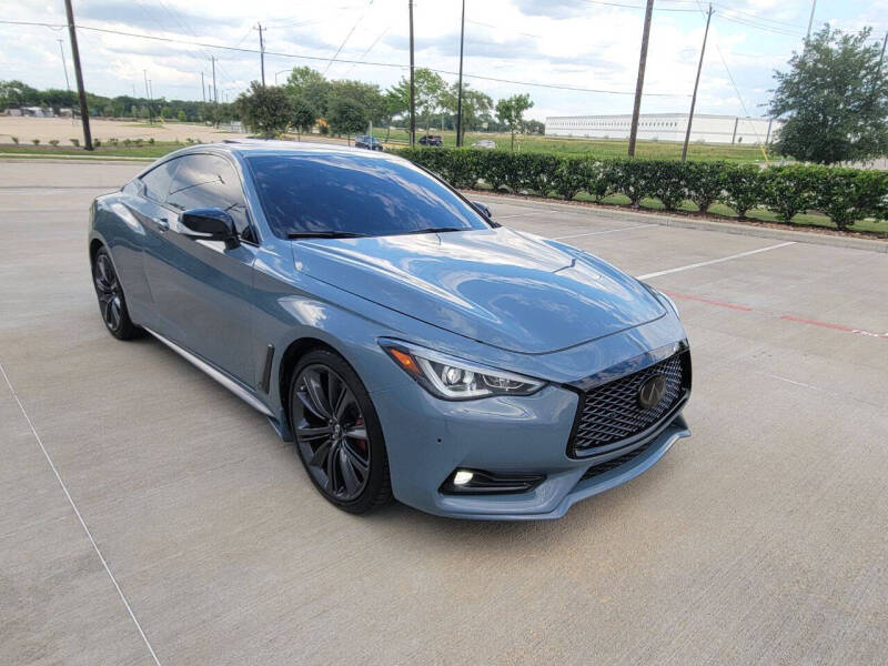 2022 Infiniti Q60 Red Sport 400