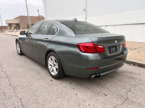2012 BMW 5 Series 528i
