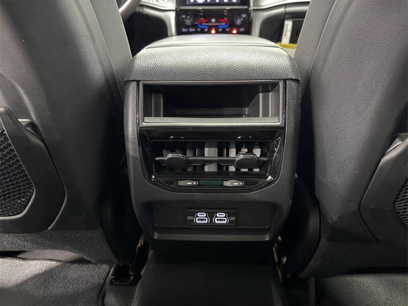 2024 Jeep Grand Cherokee Laredo X