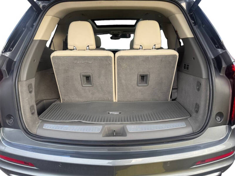 2022 Cadillac XT6 Premium Luxury