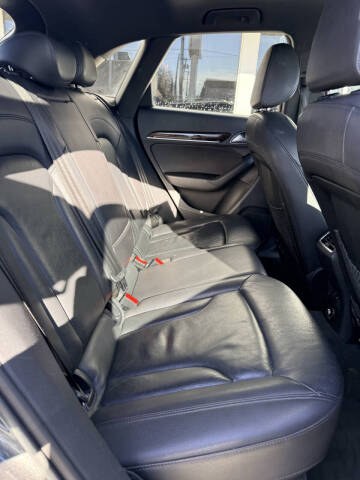 2018 Audi Q3 2.0T quattro Premium Plus