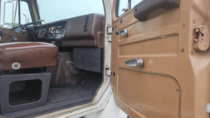 1987 International s2300