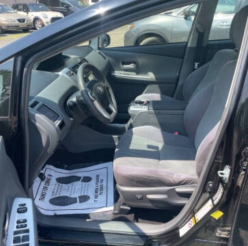 2012 Toyota Prius v Three