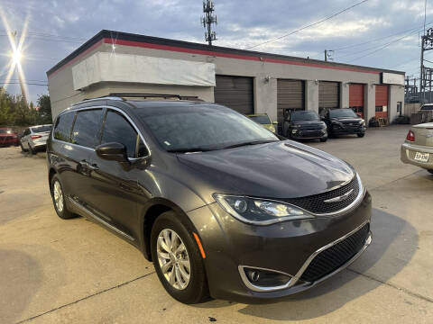2018 Chrysler Pacifica Touring L