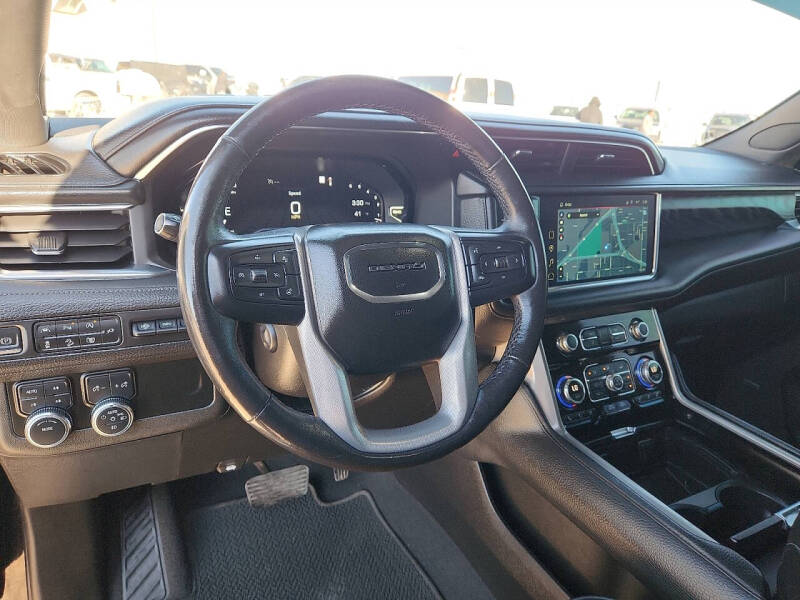 2022 GMC Yukon XL Denali