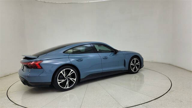 2022 Audi e-tron GT quattro Premium Plus