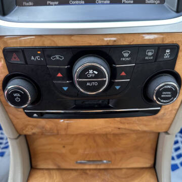 2012 Chrysler 300 Limited