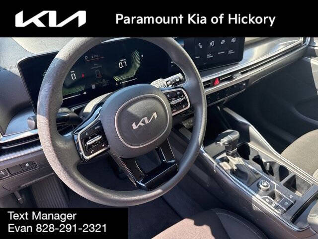 2024 Kia Sorento LX