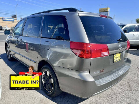 2004 Toyota Sienna CE 7 Passenger