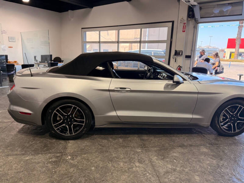 2020 Ford Mustang EcoBoost Premium