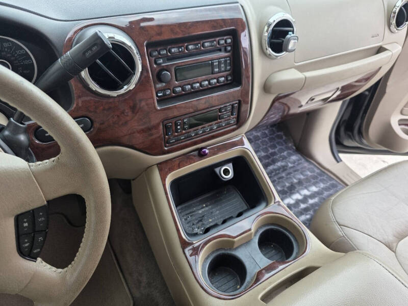 2005 Ford Expedition Eddie Bauer