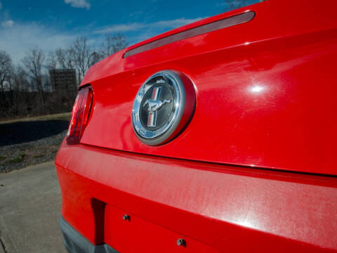 2011 Ford Mustang V6