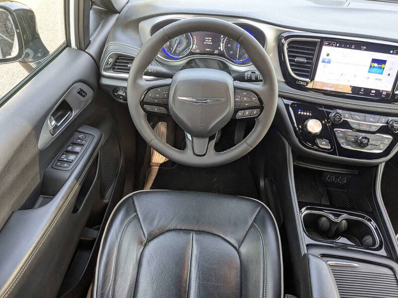 2025 Chrysler Pacifica Limited