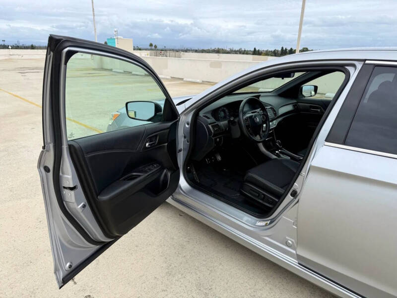 2017 Honda Accord Sport