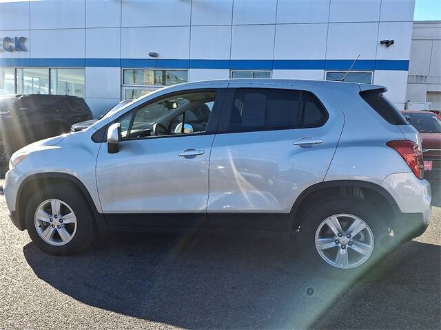 2022 Chevrolet Trax LS