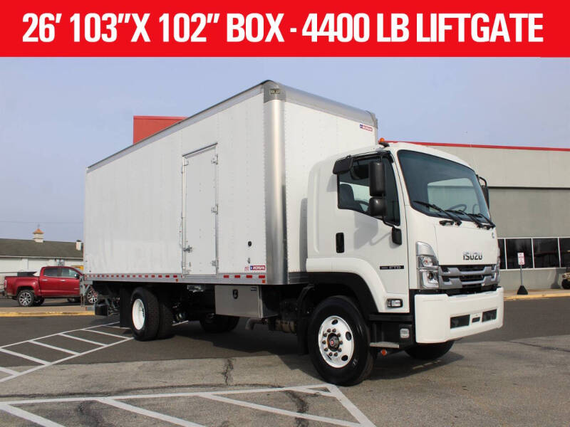 2025 Isuzu FTR's photo