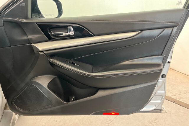 2023 Nissan Maxima 3.5 SV