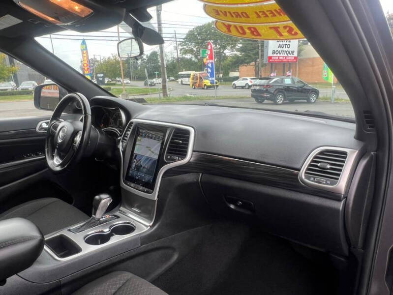 2021 Jeep Grand Cherokee Laredo E