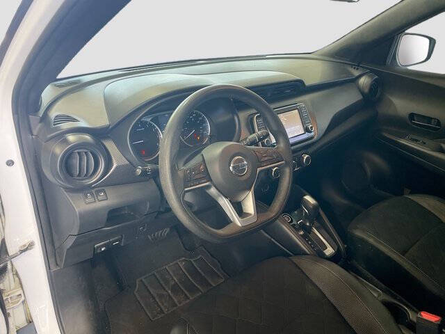 2019 Nissan Kicks S