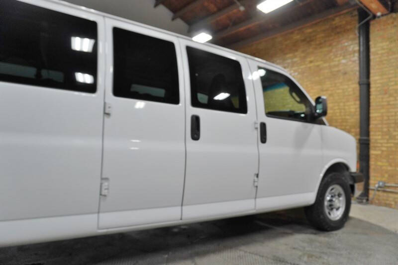 2016 Chevrolet Express LT 3500