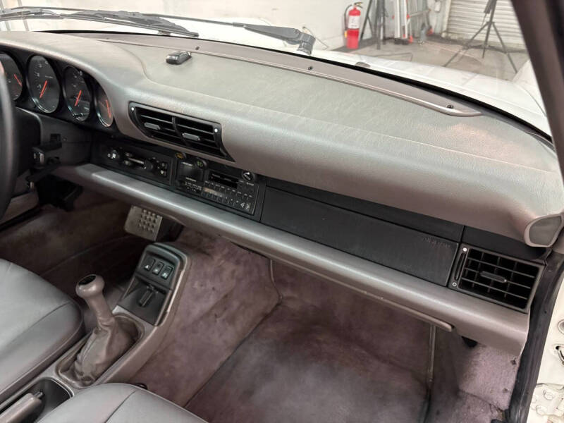 1991 Porsche 911 Carrera 2