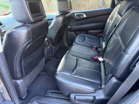 2014 Nissan Pathfinder Platinum