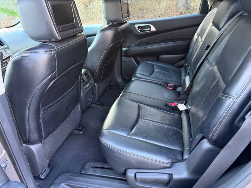 2014 Nissan Pathfinder Platinum