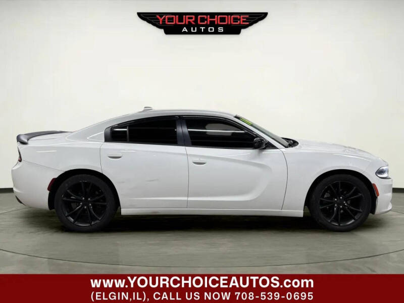 2016 Dodge Charger SXT