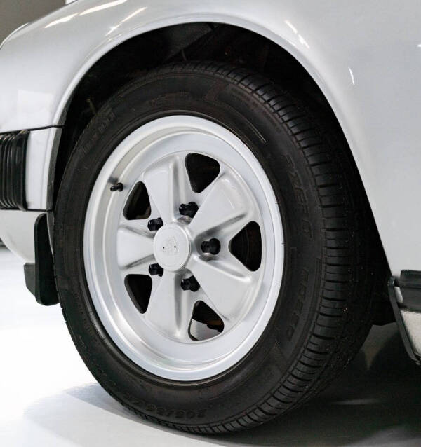 1989 Porsche 911 Carrera