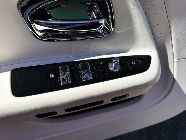 2024 Rolls-Royce Spectre