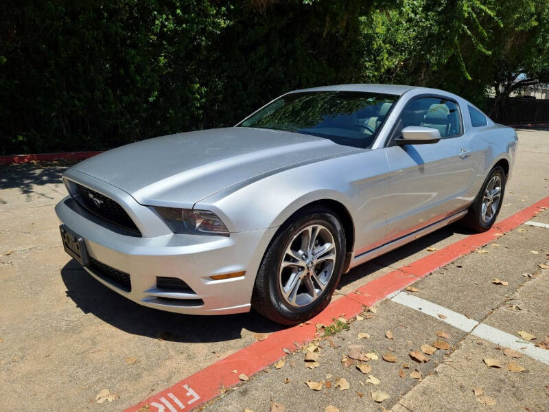2014 Ford Mustang for sale at DFW Autohaus in Dallas TX